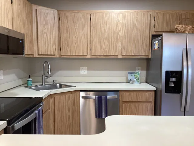 Unit B-2 photo 12