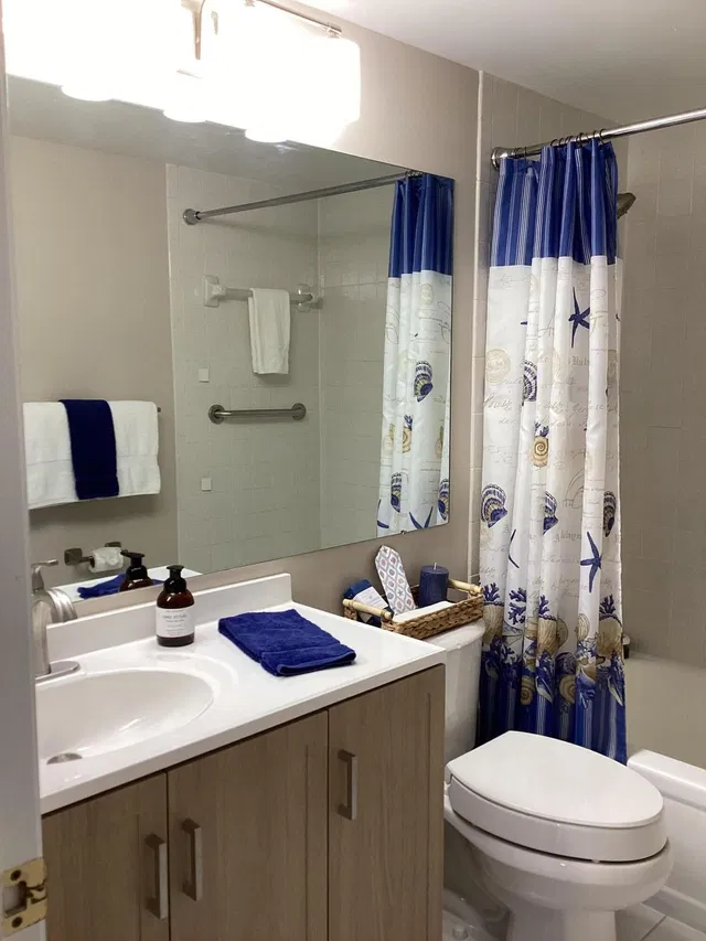 Unit B-2 photo 30