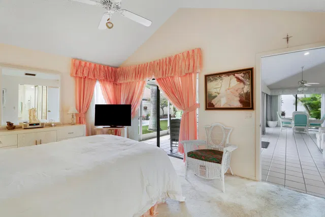 Residence photo 31