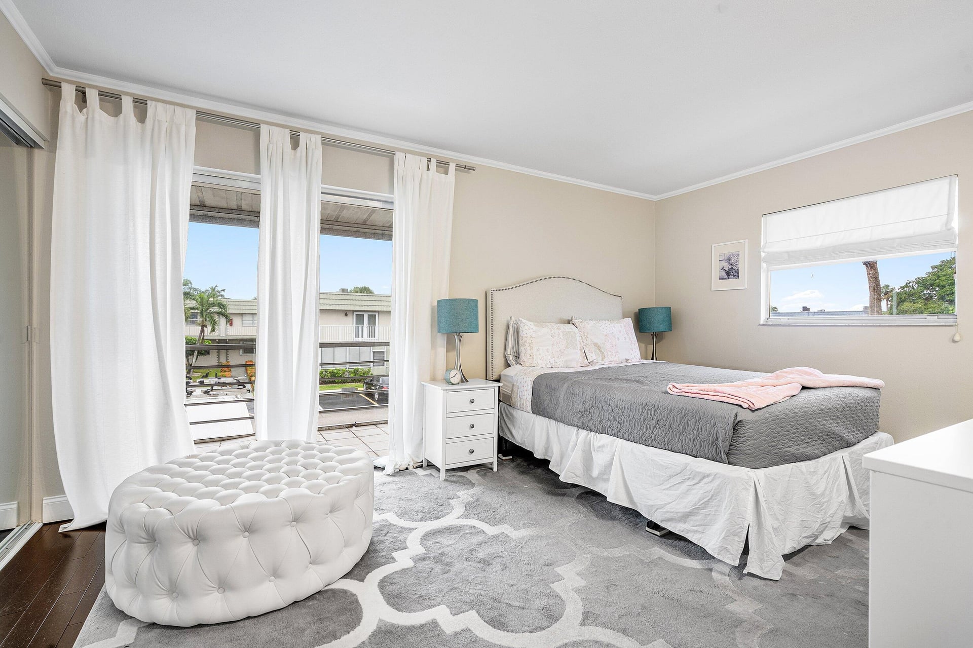 Residence photo 12