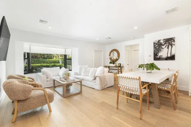 SoSo West Palm Beach Residence photo 5