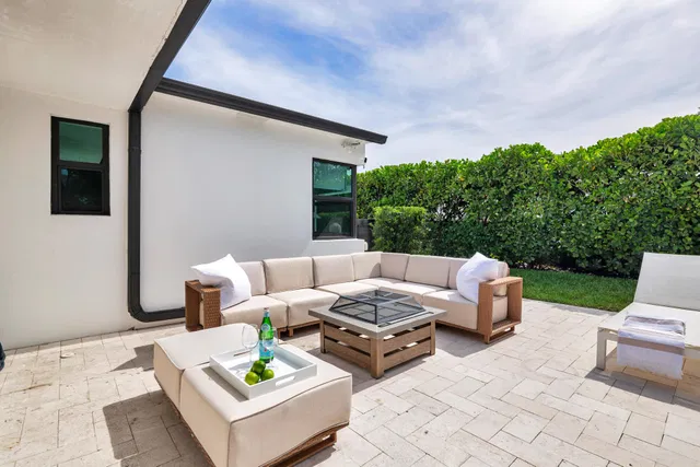 SoSo West Palm Beach Residence photo 22