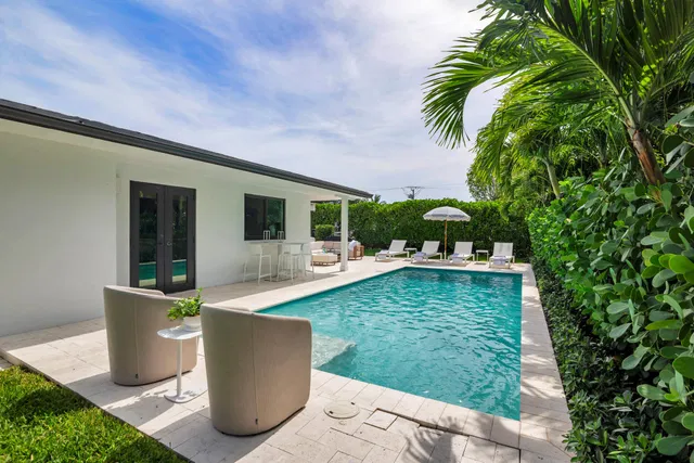 SoSo West Palm Beach Residence photo 27
