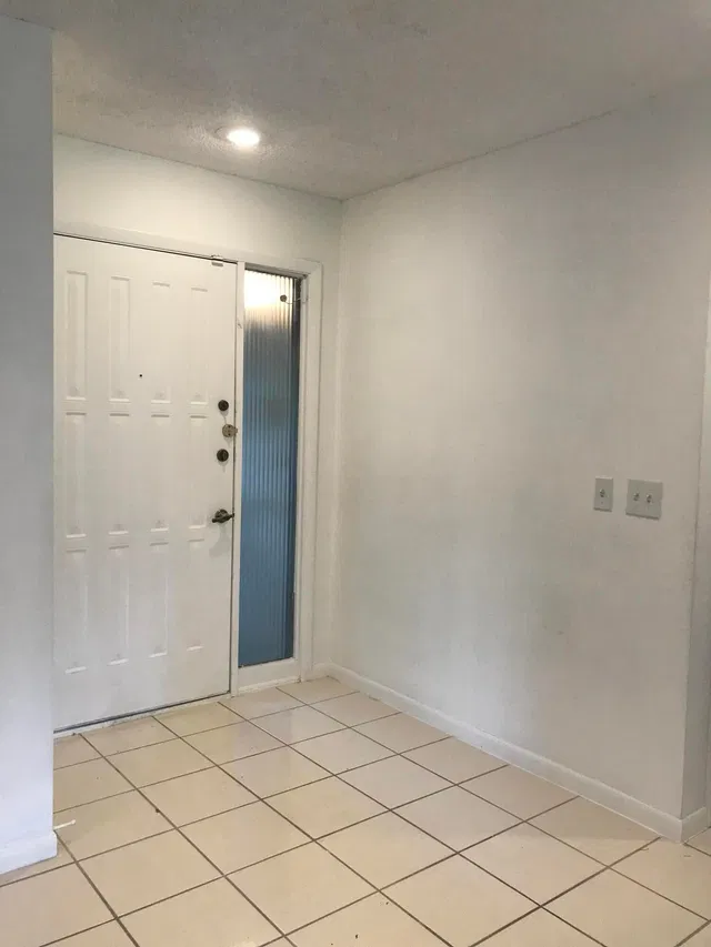 Unit 6 photo 5