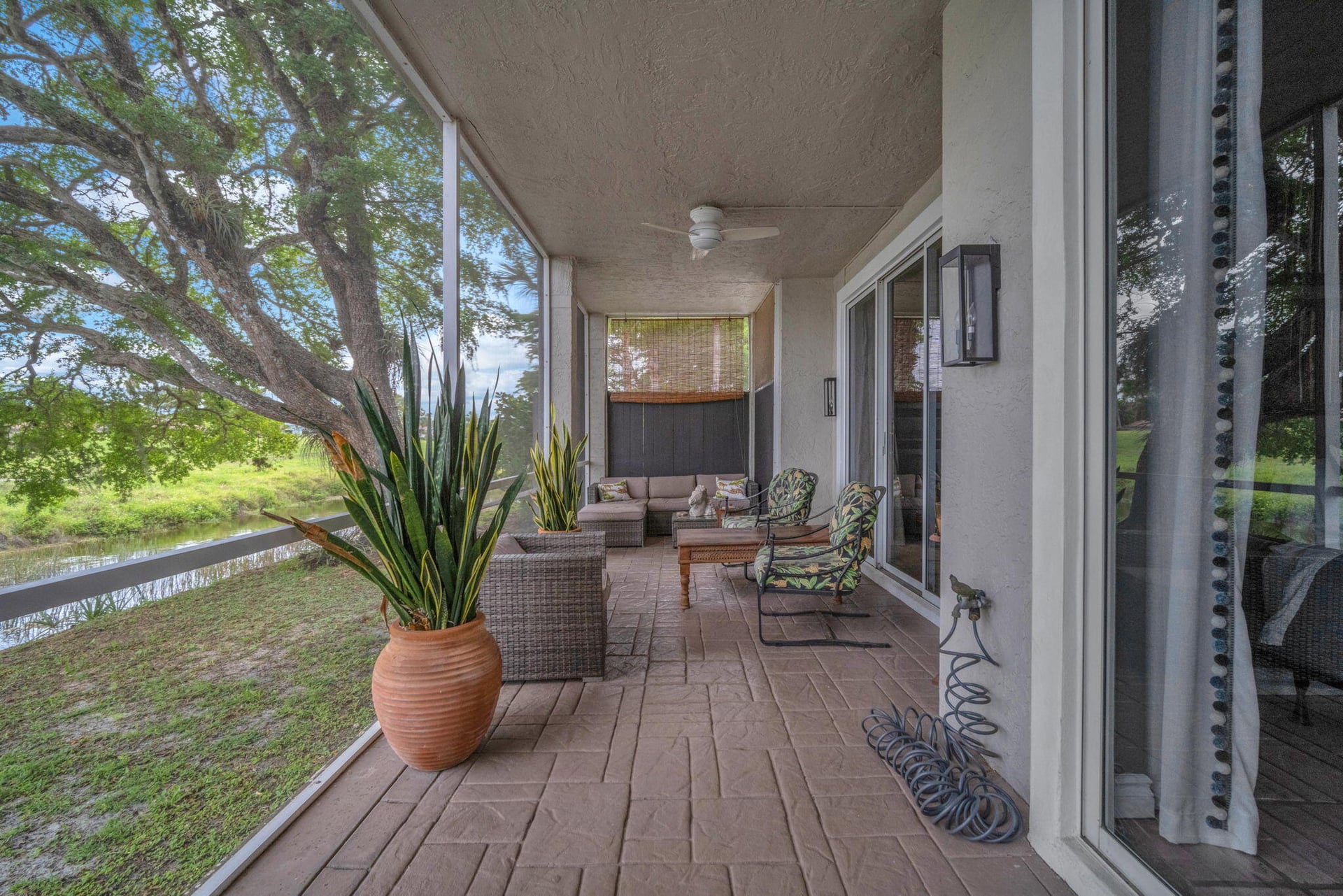 First Fairway Residence photo 28