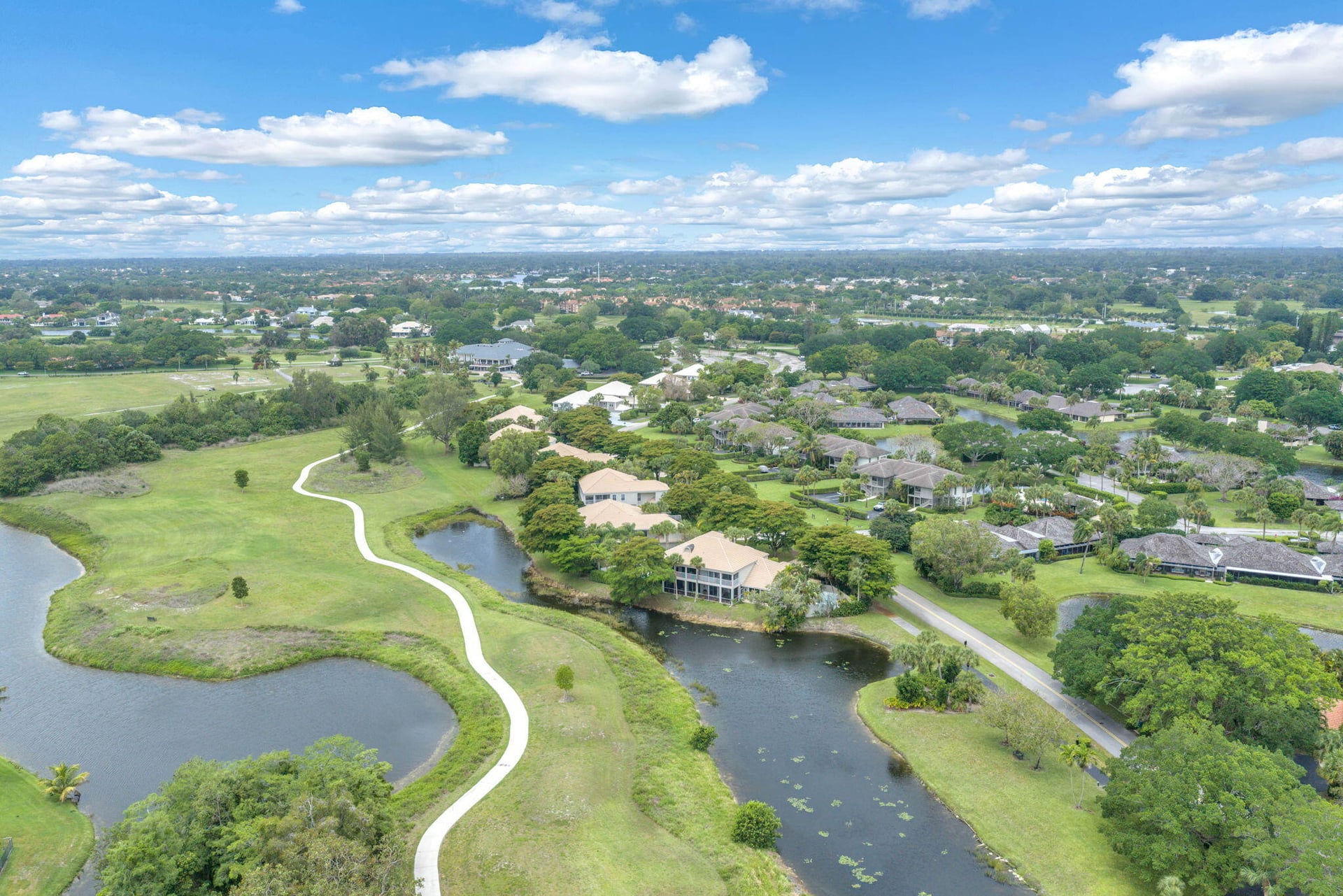 First Fairway Residence photo 36