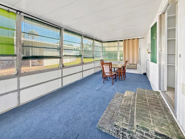  Residence photo 17