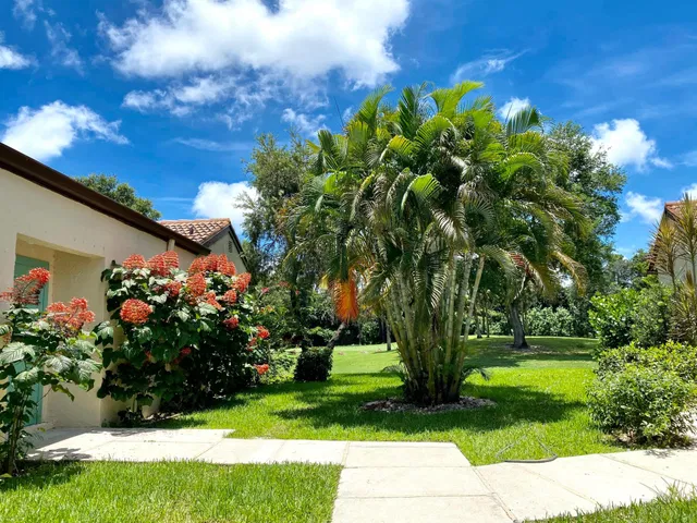 Boca Lago Country Club Homes Unit 40 photo 2