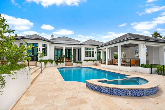 Admirals Cove Residence photo 34