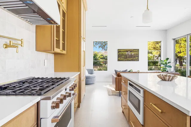 Grandview Heights Residence photo 9