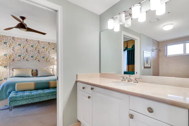 Unit 1203 photo 26