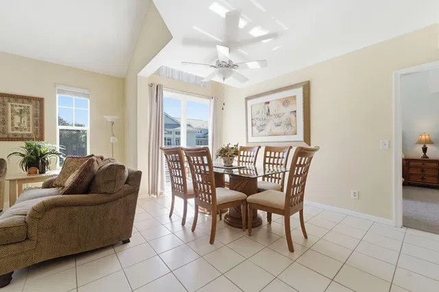 Residence photo 5