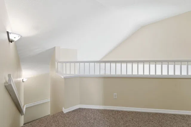 Residence photo 29