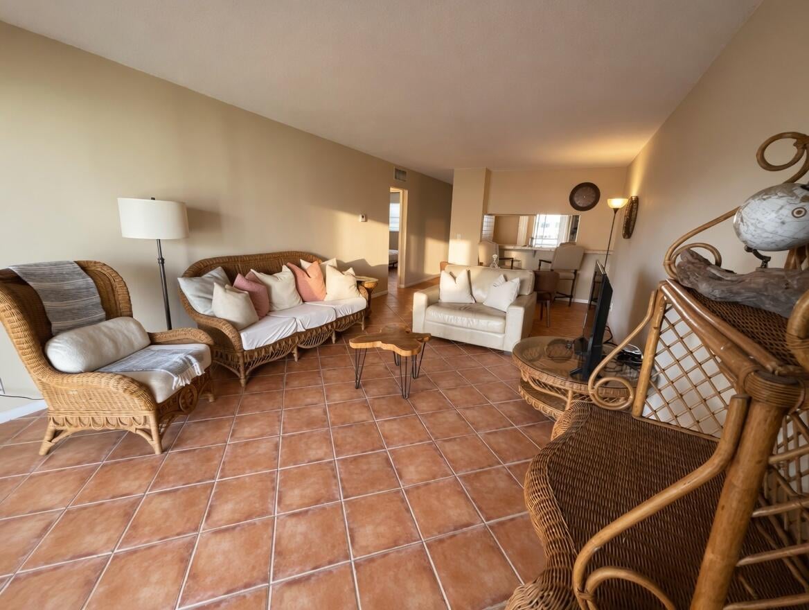 Unit 22 photo 2
