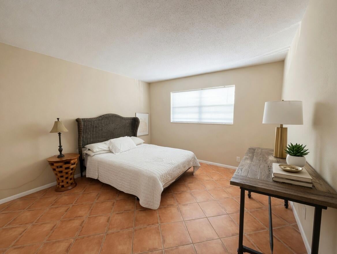 Unit 22 photo 6