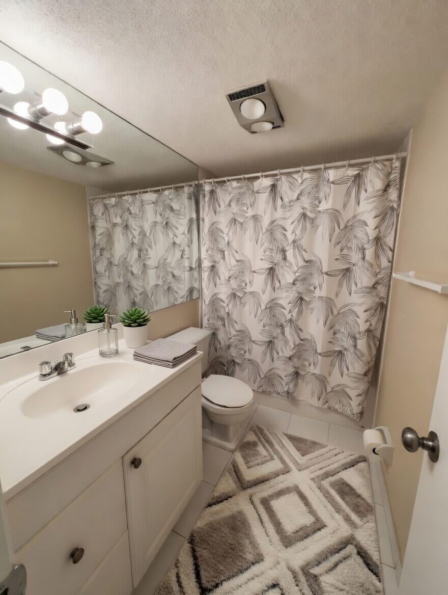 Unit 22 photo 7