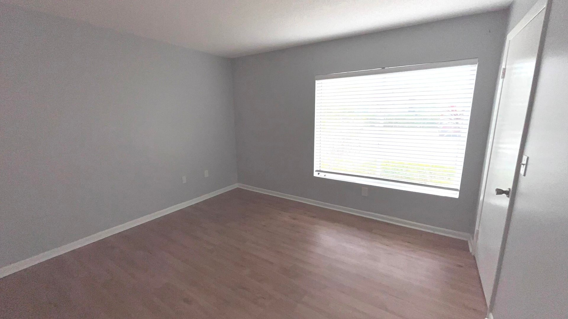 Unit 11-107 photo 10