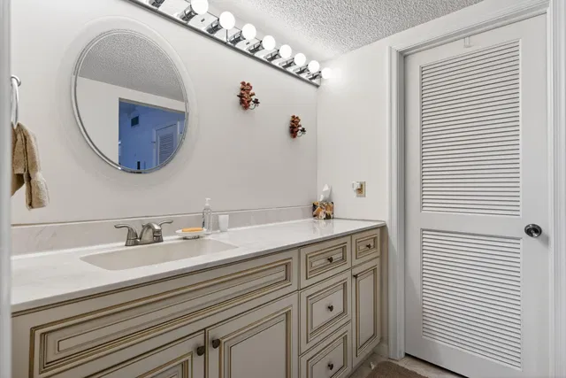 Jonathan's Landing Jupiter FL Unit 139 photo 19
