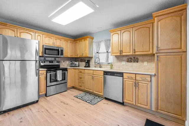 Residence photo 3