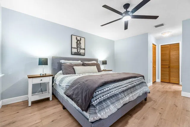 Residence photo 17