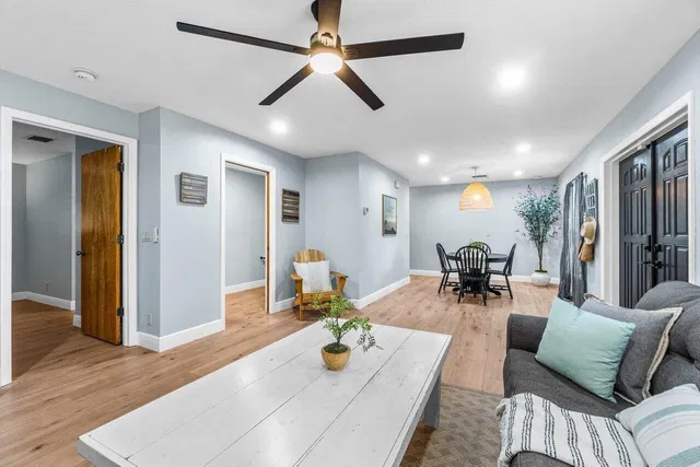 Residence photo 19