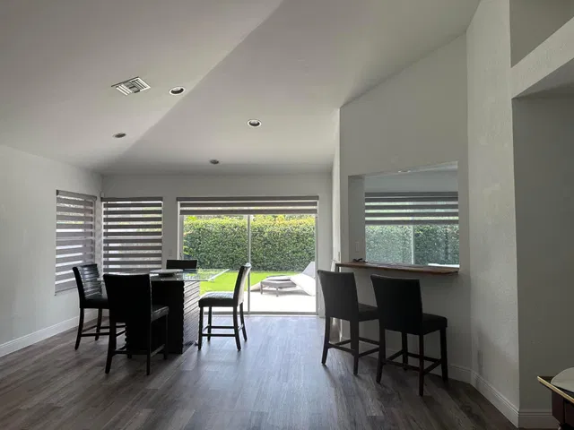 Residence photo 8