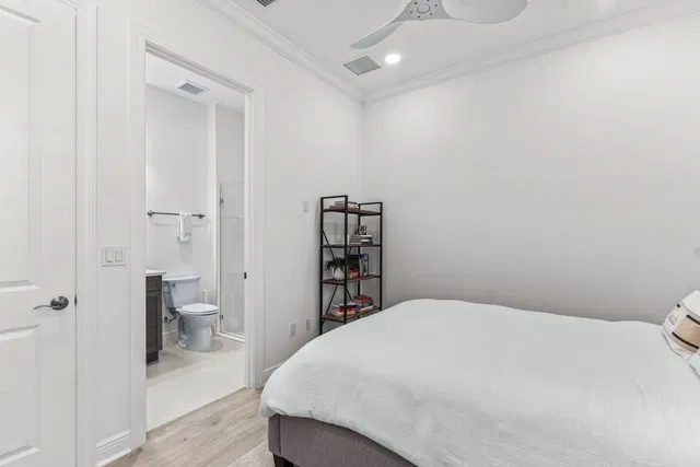 Residence photo 24
