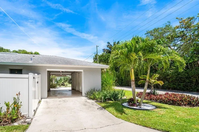 Residence photo 5