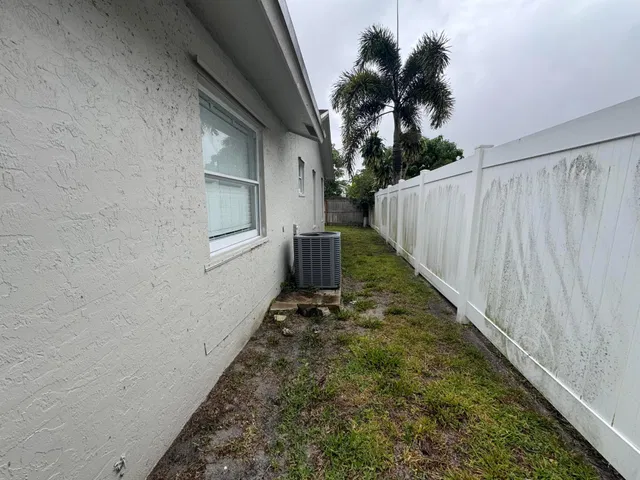 Residence photo 4