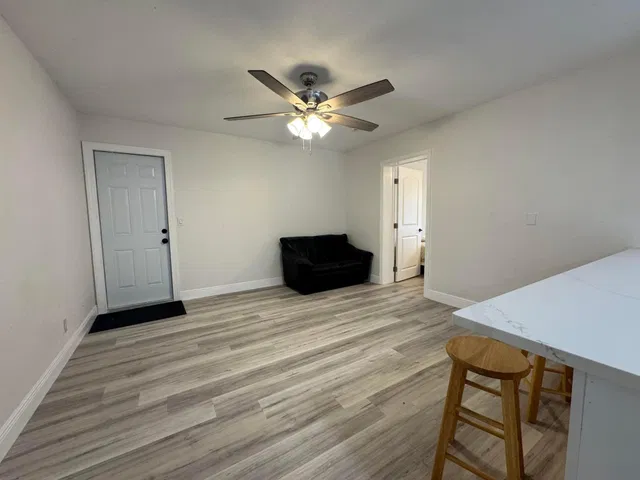 Residence photo 14