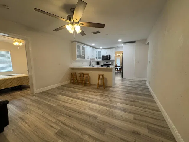 Residence photo 16