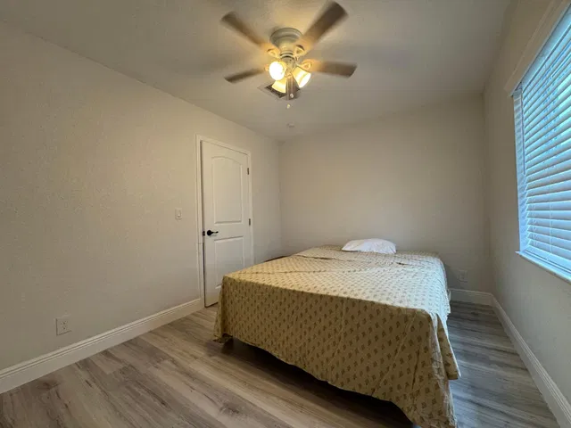 Residence photo 26