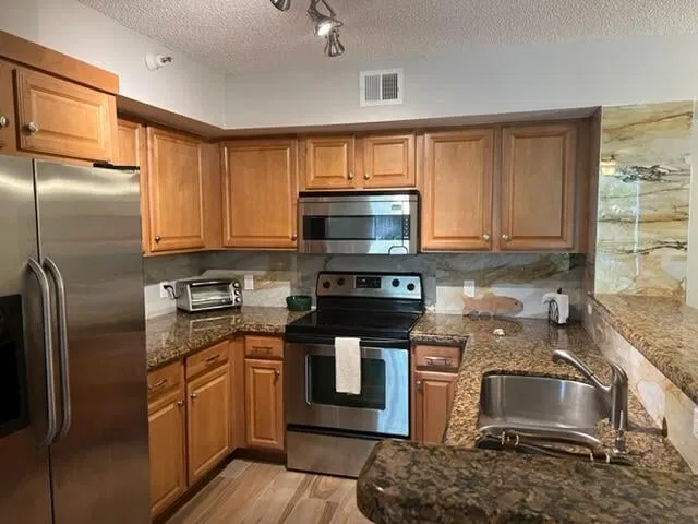 Unit 206 photo 2