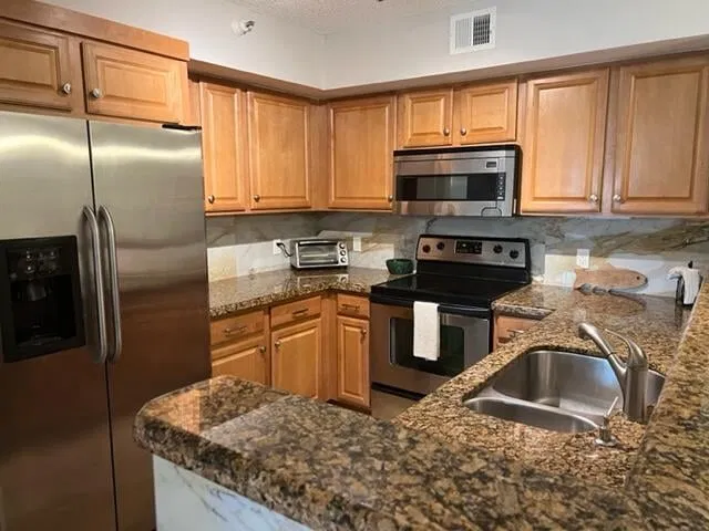 Unit 206 photo 9