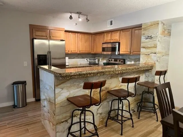 Unit 206 photo 12
