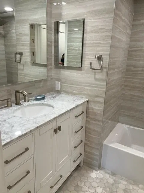 Unit 206 photo 15