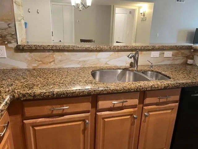 Unit 206 photo 18