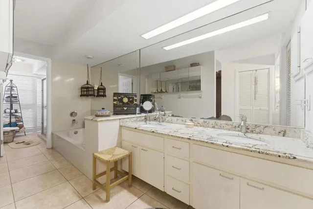 Mariner Sands Residence photo 13