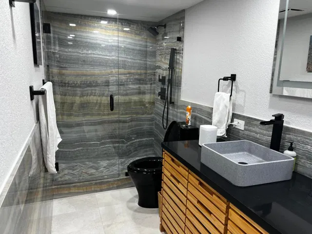 Unit 5070 photo 5