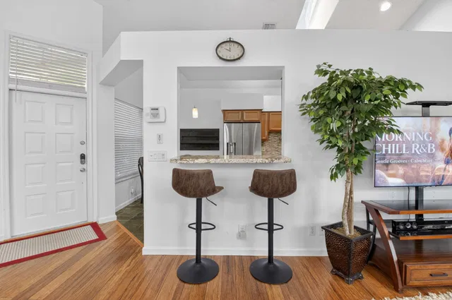Residence photo 15