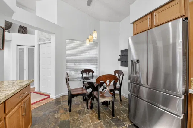 Residence photo 22