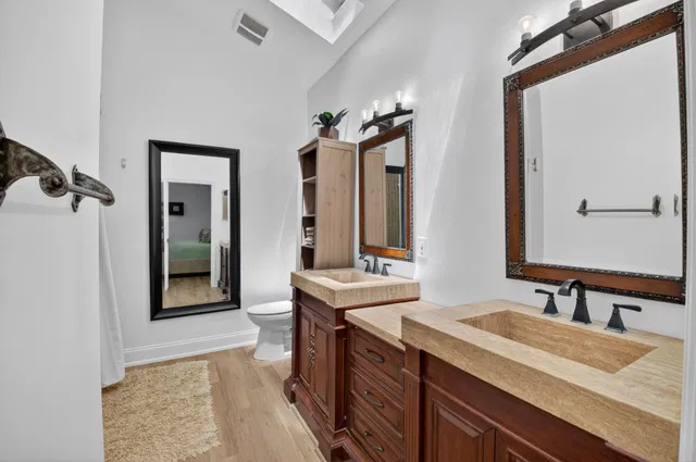 Residence photo 26