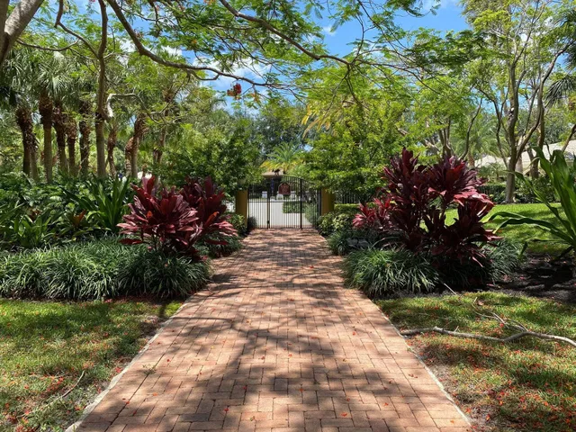 Residence photo 41