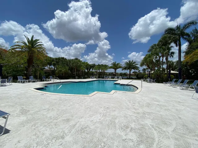 Residence photo 43