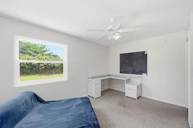 Residence photo 18