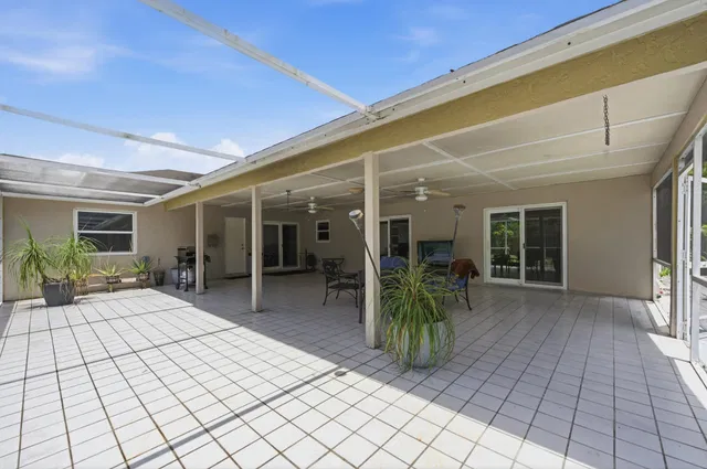 Residence photo 21