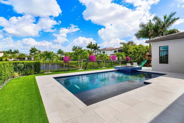 Boca Bridges Residence photo 45