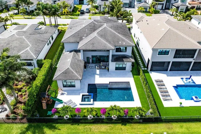 Boca Bridges Residence photo 50
