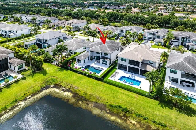Boca Bridges Residence photo 57