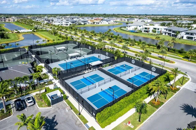 Boca Bridges Residence photo 88